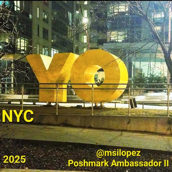 Meet your Posh Ambassador II, Nana! - Picture 5 of 5